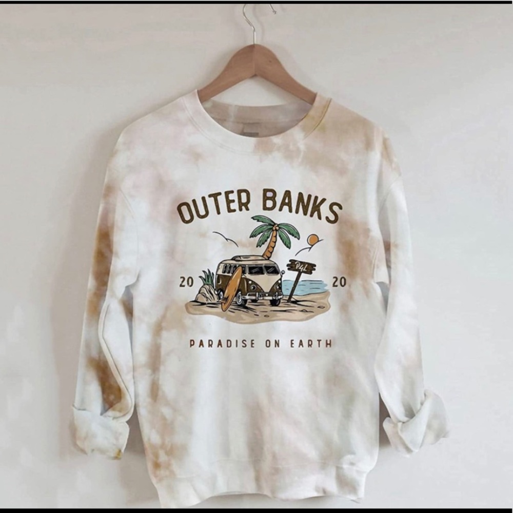 🔴 SOLD 🔴Casual crewneck OUTERBANKS sweatshirt